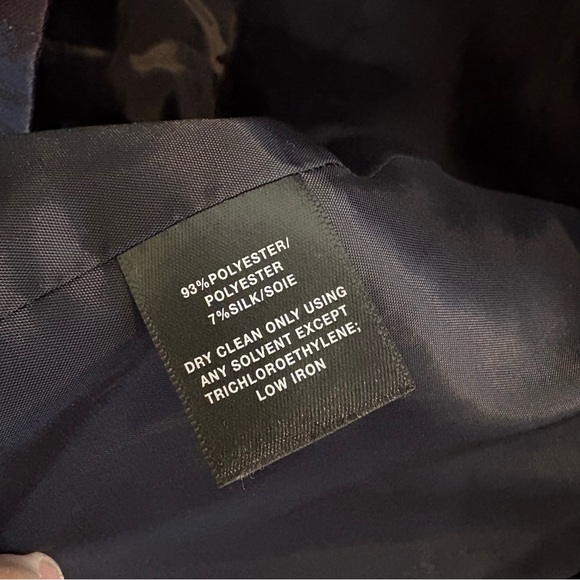 Lafayette 148 Silk-Blend Jacket - Picture 7 of 7